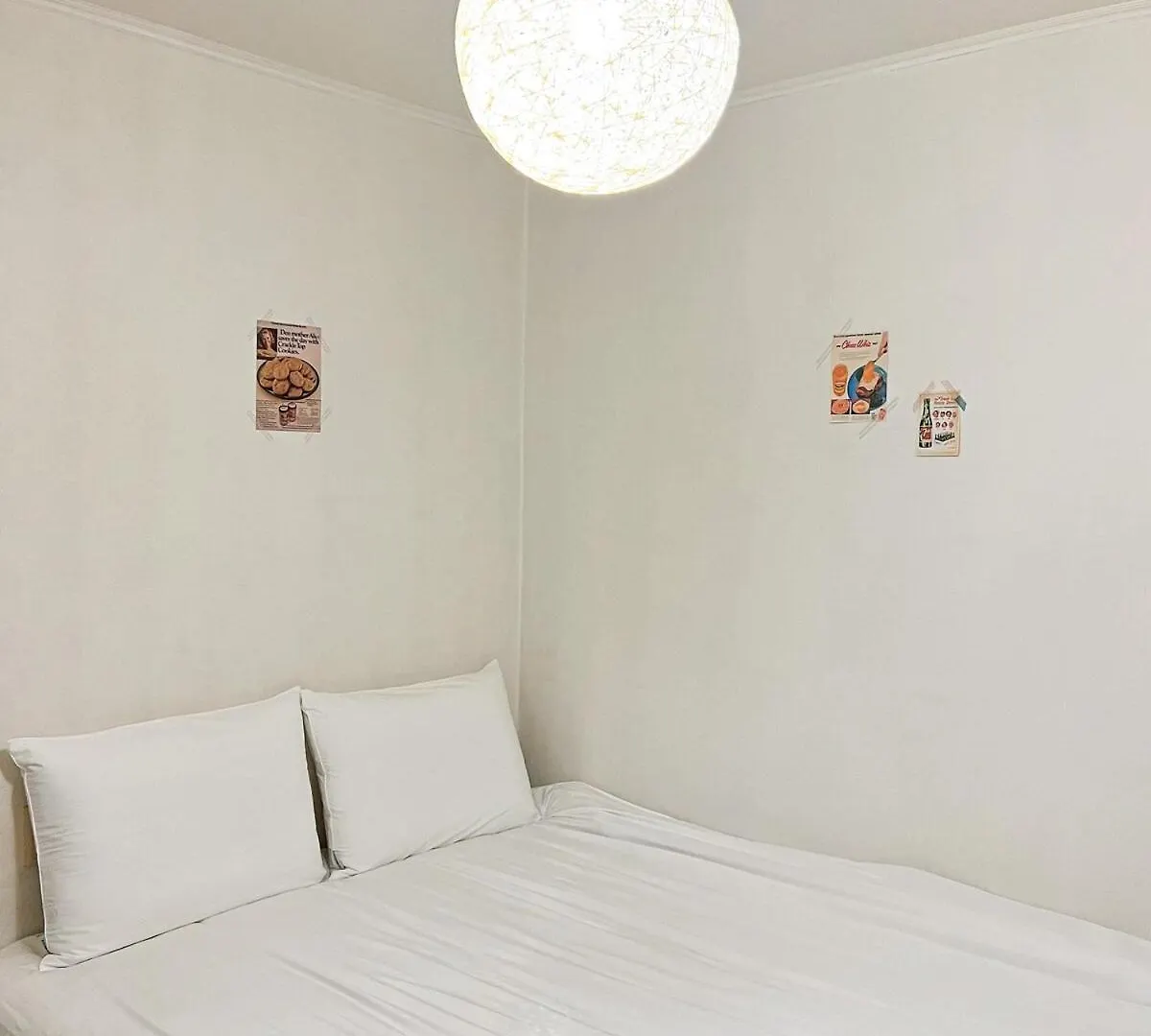 Fall In Hyehwa 3 Queen Beds Jongno Σεούλ 0*,  Νότια Κορέα