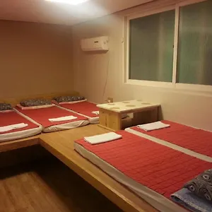  게스트하우스 Bong House